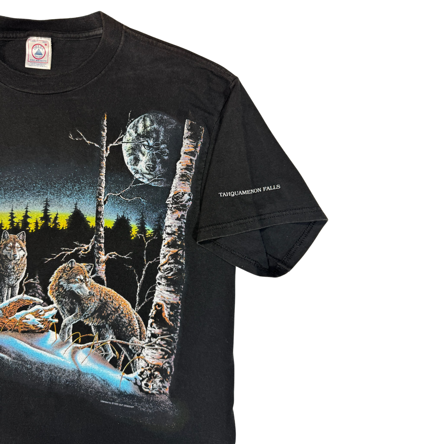 Vintage 90's Wolves In The Snow T Shirt