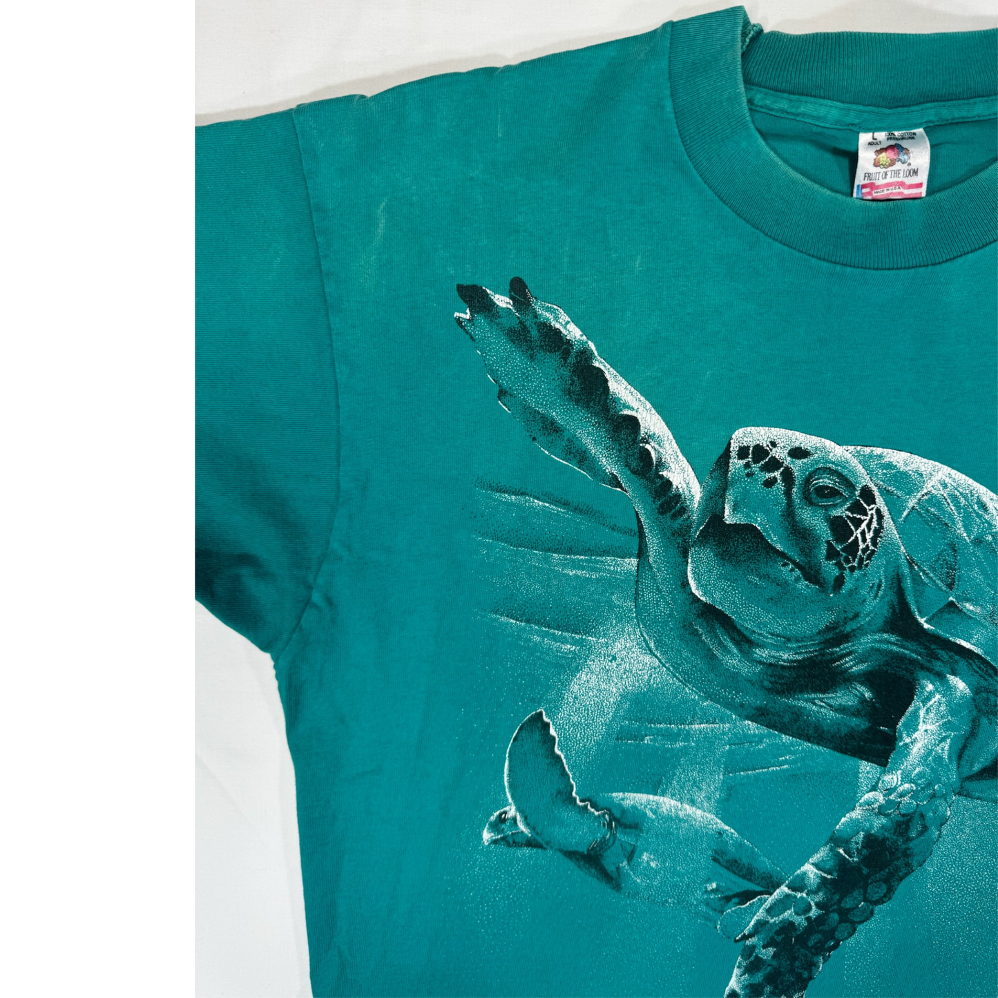 Vintage 90's Sea Turtle Nature Print T Shirt
